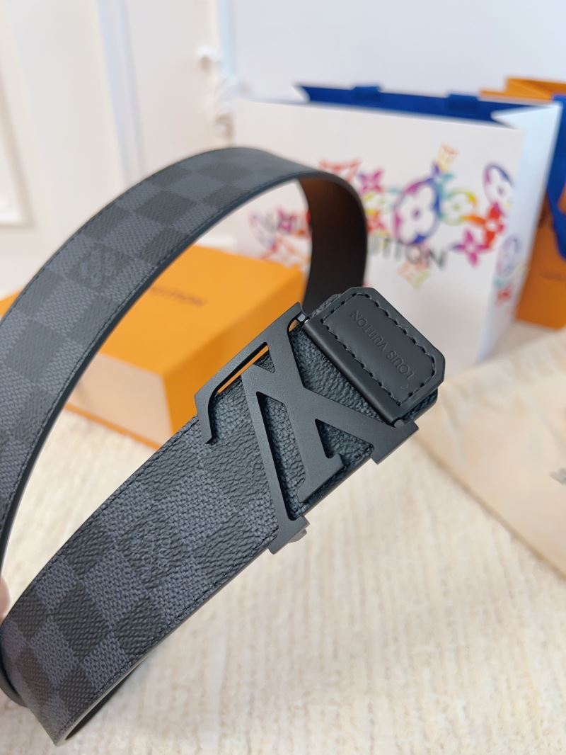 l0vis Vvtt0n belts
